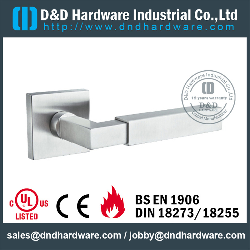 Alavanca sólida de designer de interiores de aço inoxidável para portas de madeira-DDSH171