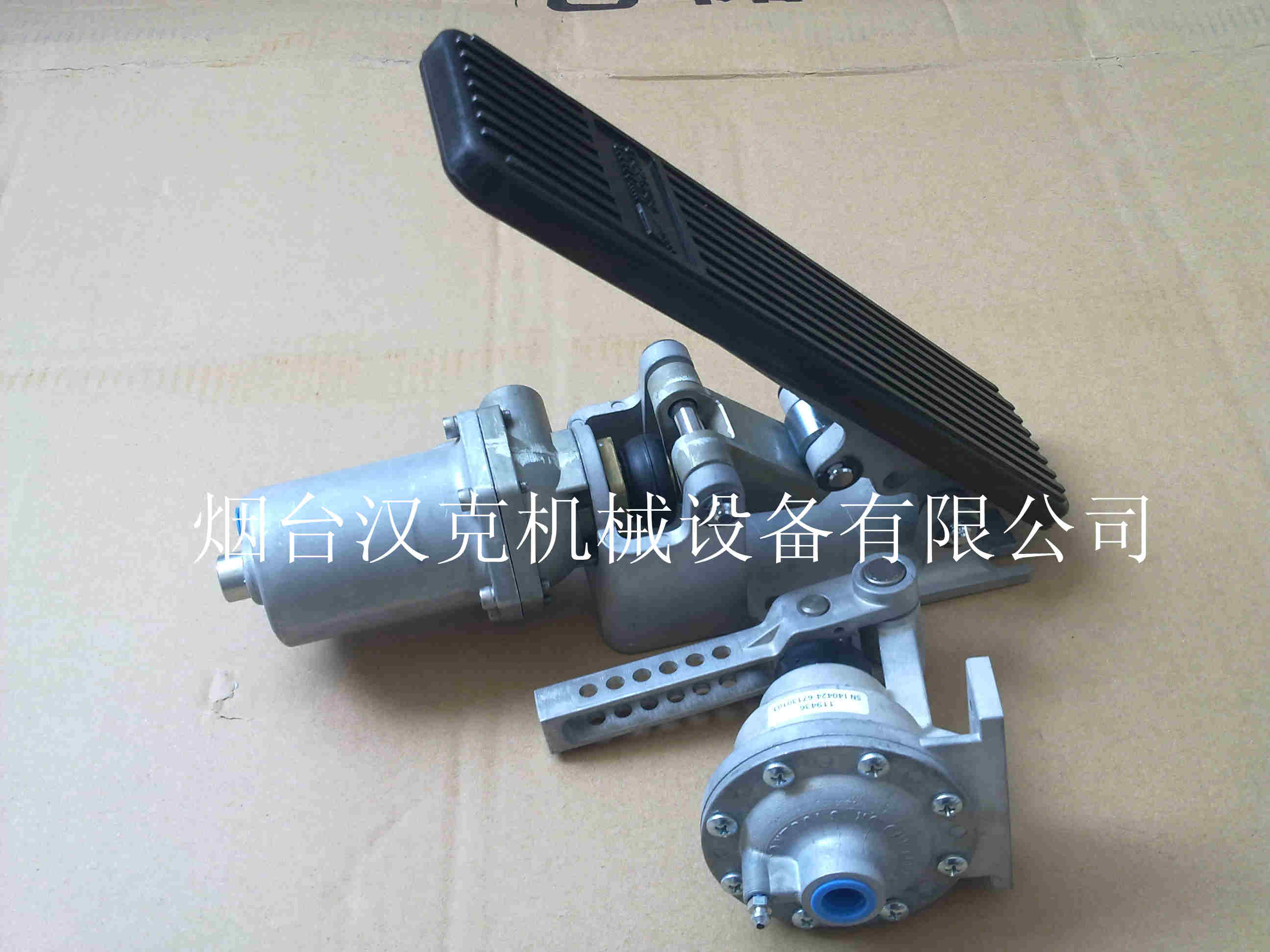 地下铲运机用威廉姆斯 WILLIAMS CONTROLS 油门脚踏阀