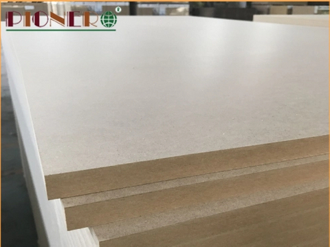 High Qualiy CARB Grade Plain / Raw MDF