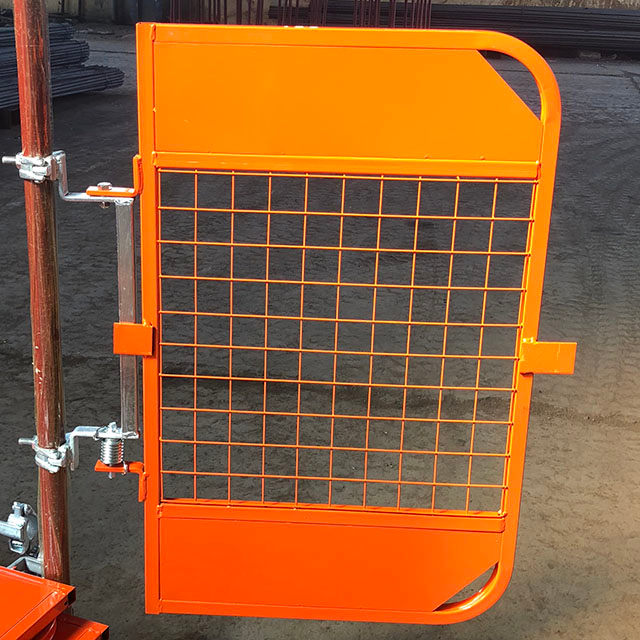 脚手架的弹簧梯访问安全门