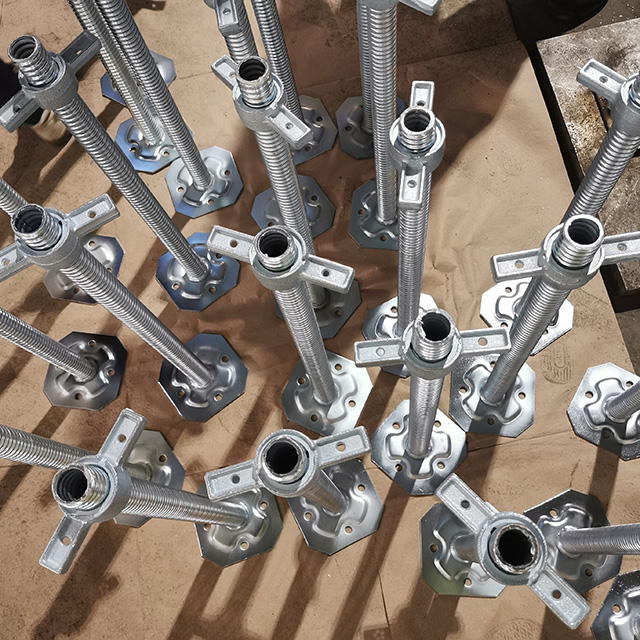 供应350万40m镀锌或涂漆的脚手架可调式望远镜道具