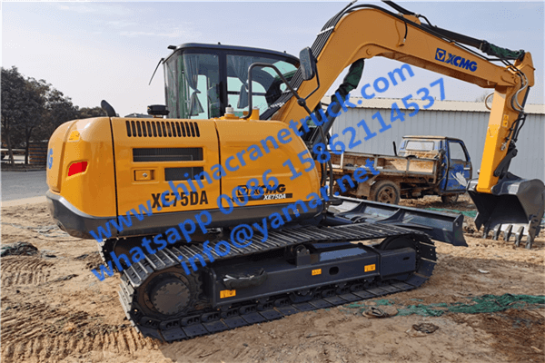 Customer order XCMG 7 ton crawler excavator XE75DA