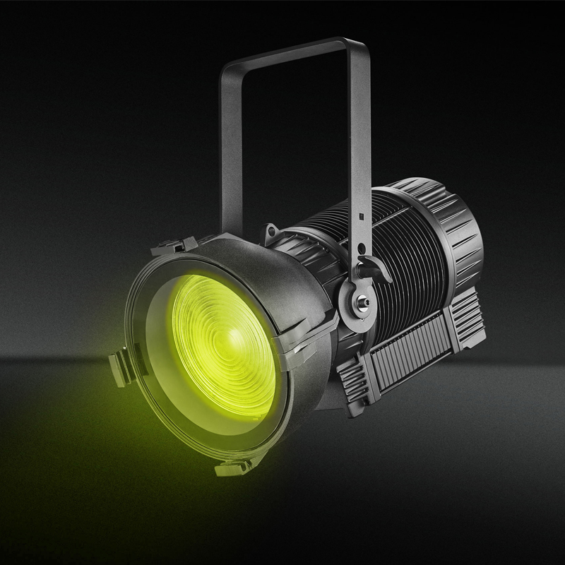 TH-355 300W RGBAL LED IP65 Fresnel Spotlight con zoom automático