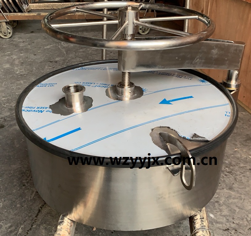 900mm Top Manway For Wine Tank (PIVOTAL Type)
