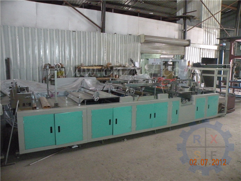 Semiautomatic square bottom bag making machine