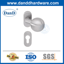 การออกแบบที่ทันสมัย ​​304 มือจับประตูสเตนเลสสตีลแฮนด์แคบกรอบปุ่มแฮนด์ DDNH004