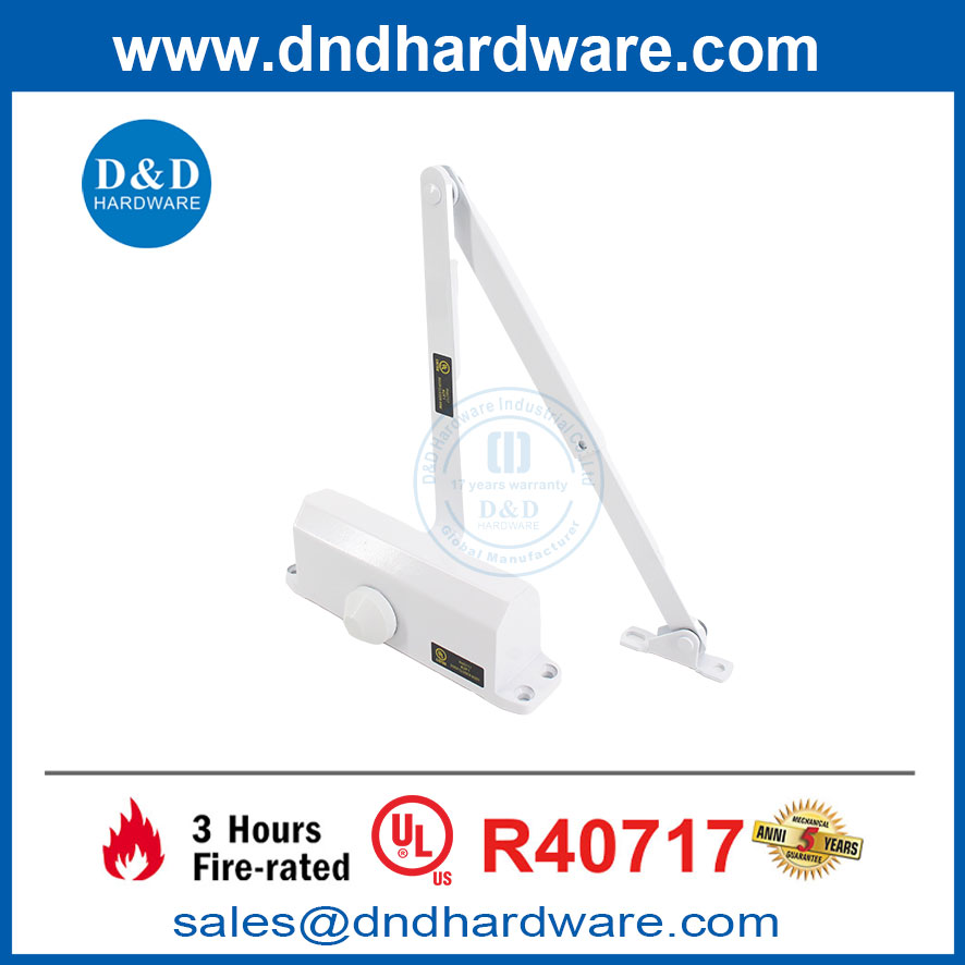 UL Fire额定入口门缓慢地靠近外门DDDC051