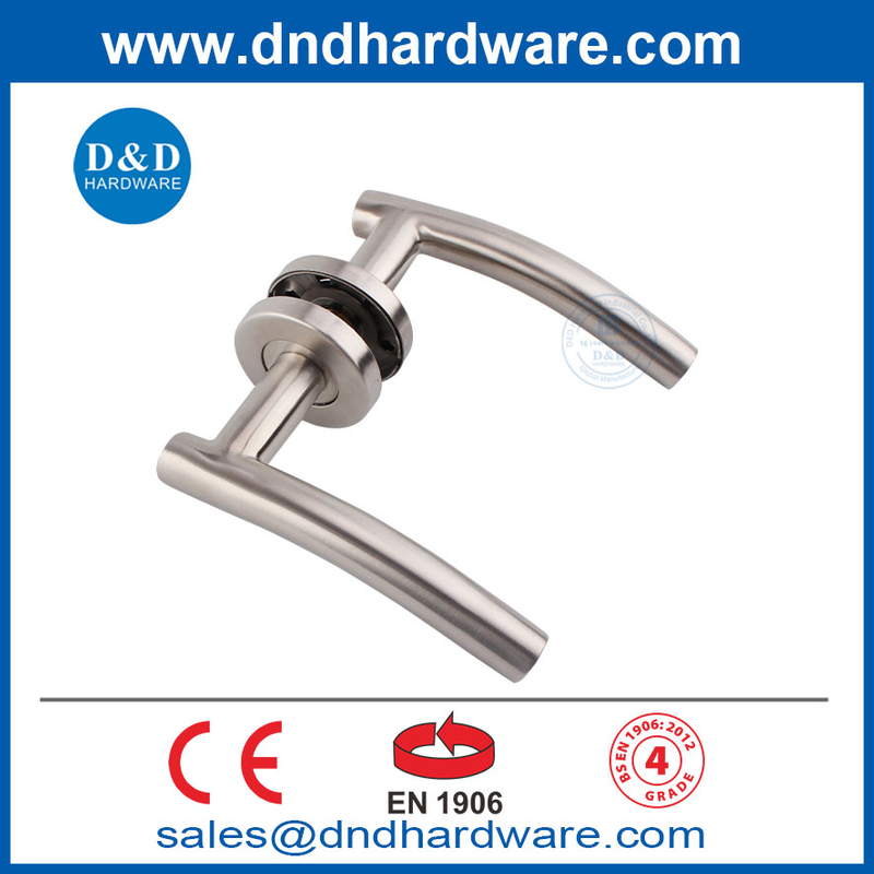 มือจับประตูเชิงพาณิชย์ EN1906 สแตนเลสที่ทันสมัยภายในประตูภายในที่จับ DDTH005