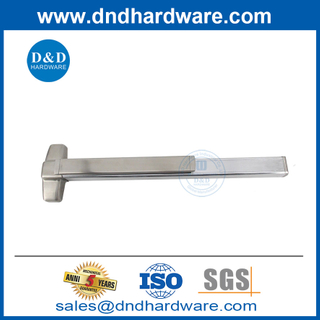 不锈钢和铝制门，带有恐慌硬件折磨锁恐慌bar ddpd302