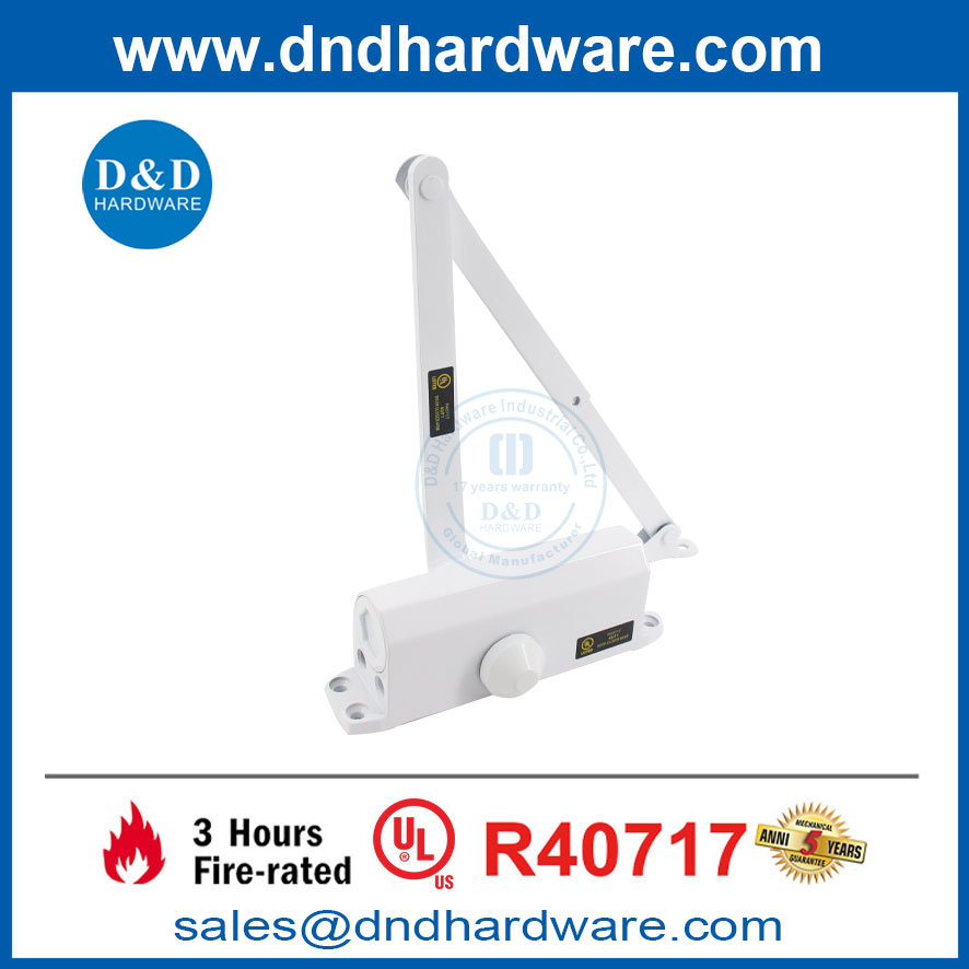 UL Fire额定入口门缓慢地靠近外门DDDC051