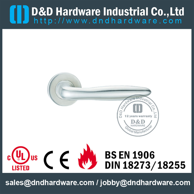 SS316 Internal Chrome Lever Door Handle Hollow Welding untuk Hotel Single Door-DDTH036