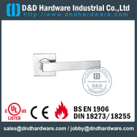 Aço inoxidável 304 Entry Designer Lever Handle on Rose para portas de madeira -DDTH020