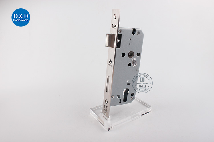 CE MORTISE SASH LOCK 
