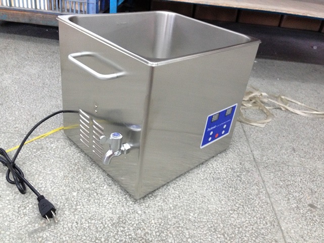 Ultrasonic cleaner 