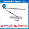 อลูมิเนียมซ่อนอยู่เหนือศีรษะหน้าที่กันไฟประตูไม้กันไฟใกล้กับ DDDC054
