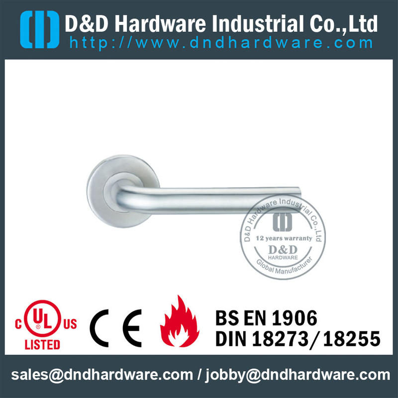 Stainless Steel 304 L Bentuk Api Dinilai Tuas Berongga Pegangan Pintu untuk Pintu Logam Aluminium dengan EN1906-DDTH002