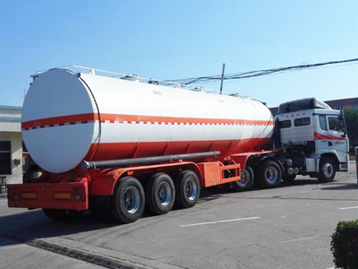 35CBM / 35000L Углеродный стальной топливный цистерна Полуприцеп для транспортировки нефти / дизельного топлива / сырой нефти