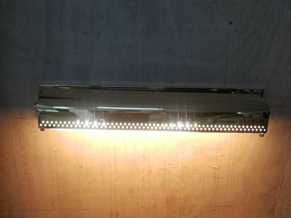 Современная акриловая настенная лампа с латунным покрытием (LTG-14)