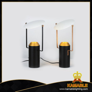 Декоративная светодиодная настольная лампа современного дизайна для помещений (RST9059BK)