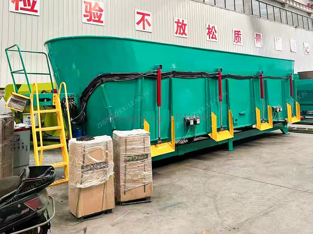 50m3 Vertical Feed TMR Mixer Animal Silage Fodder Mixing Machine