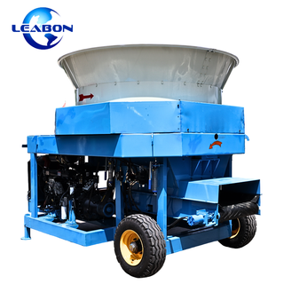Bottom Belt Discharging Diesel Type Straw Bale Crusher Alfalfa Grass Shredder
