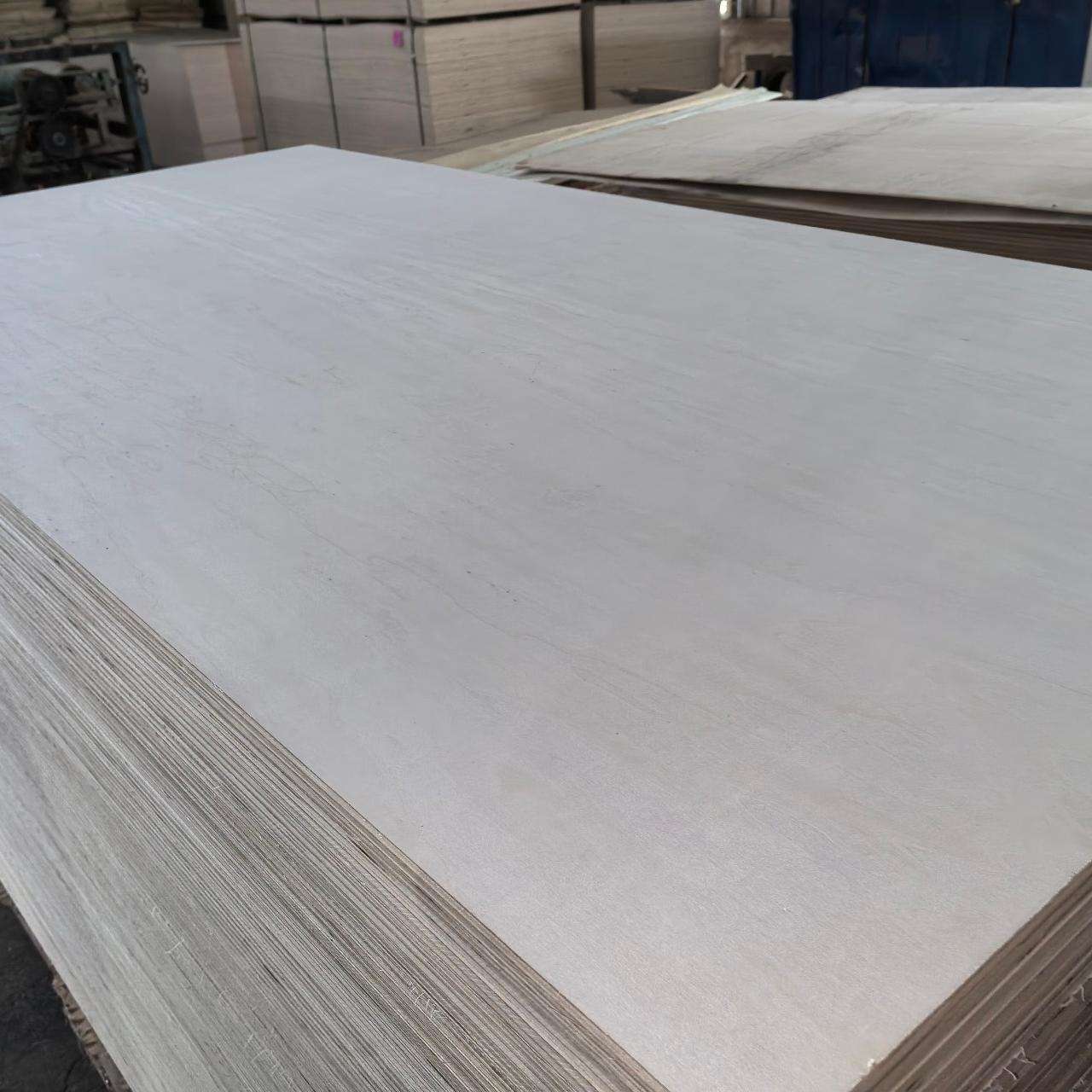 Eudr Fsc Certificate Bleached Natural Poplar Veneer White Poplar Wood Veneer