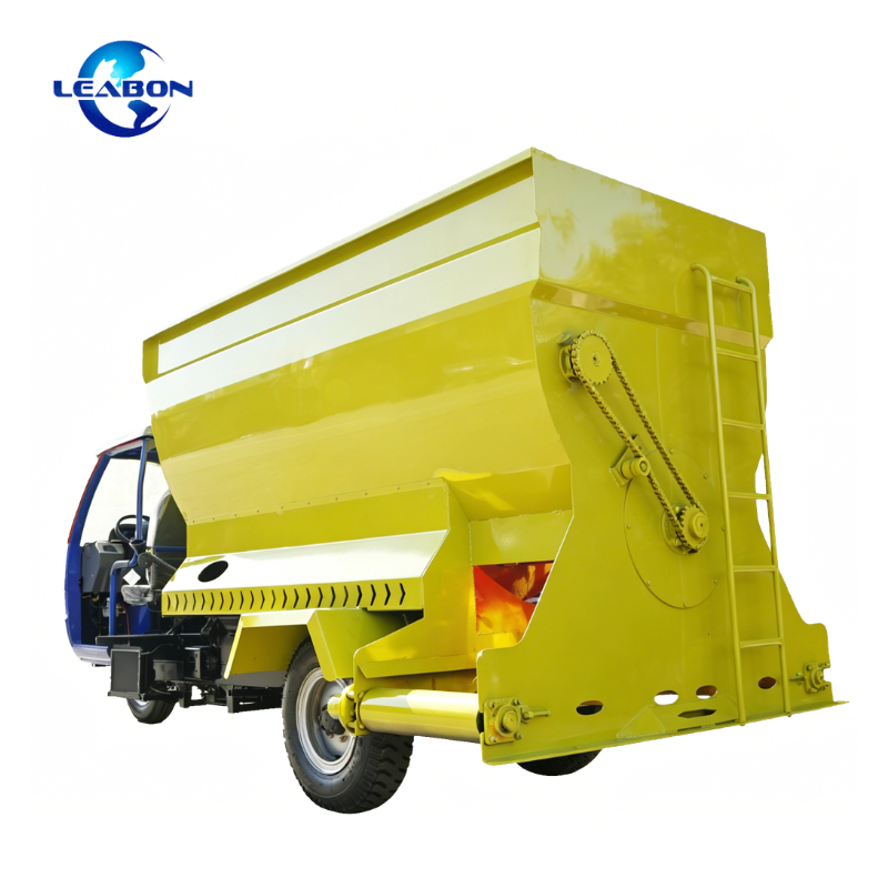 Cow Feed Spreader Three-Wheeled Feed Spreading Machine Farm Feed Spreader Machine