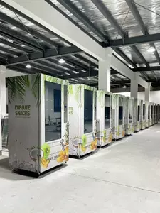 Máquinas expendedoras terminadas y listas para su envío