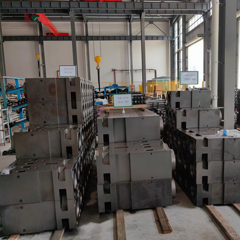 Hydraulic Breaker Front Head Assembly (20CrMo Forged)