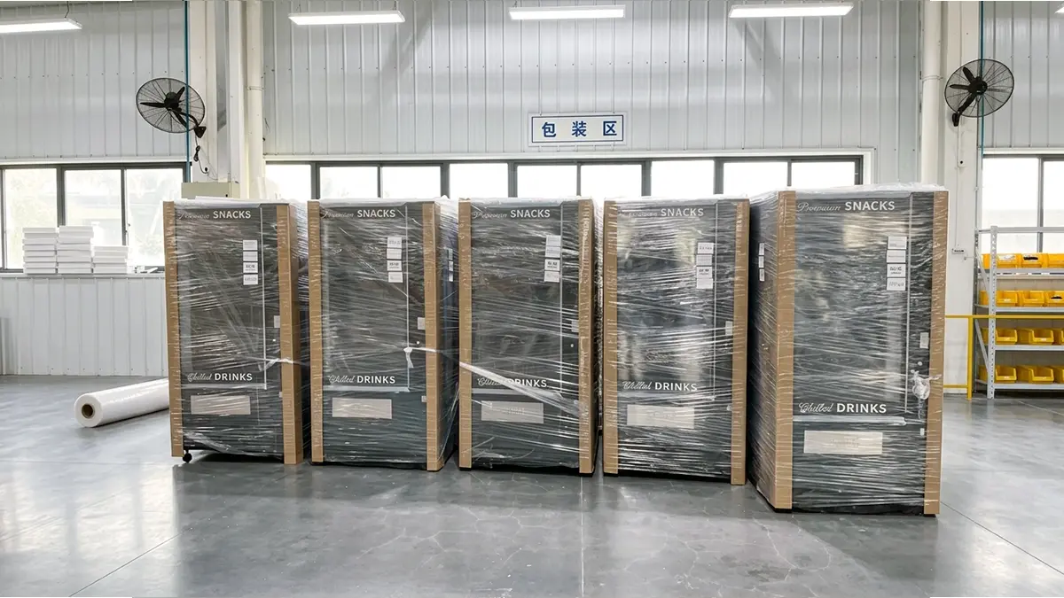Máquina expendedora inteligente conjunta de Nanjing Máquinas expendedoras terminadas listas para el envío