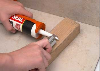 4caulking gun.png