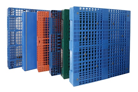 Por qué utilizar paletas de plástico: ventajas clave en el manejo de materiales