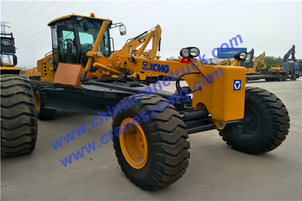 GR1803 grader