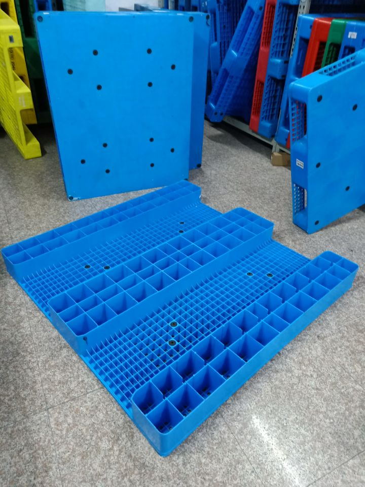 Paletas de carretilla elevadora de plástico de perfil bajo cuadradas reutilizables de HDPE