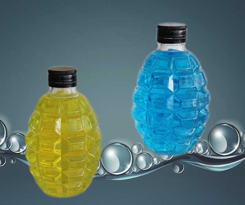 China Glass Liquor Bottle Design Involved More & More Military Theme