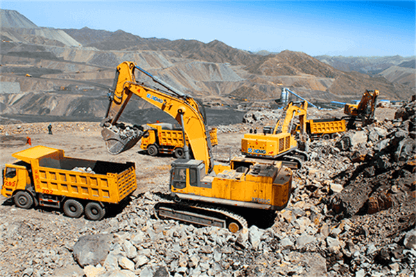 XCMG complete sets of mining machinery straightening the backbone of Chinese manufacturing