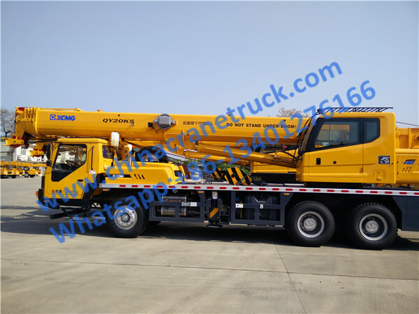 XCMG crane truck QY20K5 (1).jpg