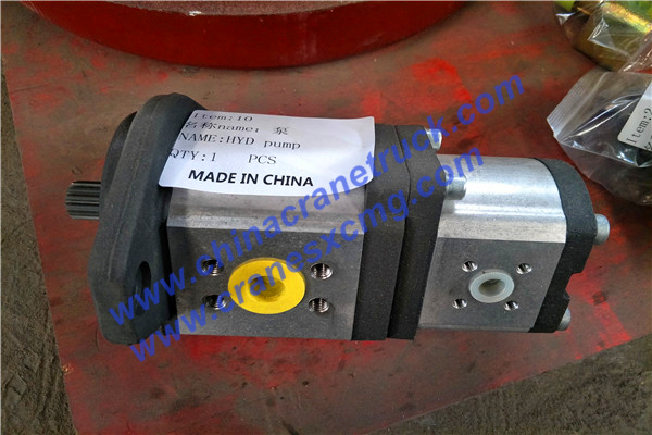 Customer order spare parts for his XCMG 100t truck crane QY100K