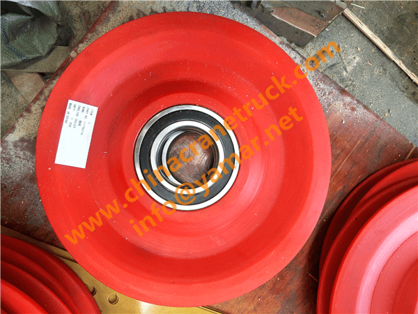 Customer order spare parts for QY70K-I truck crane