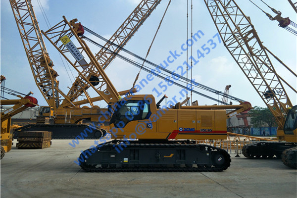 Customer order 85 ton crawler crane