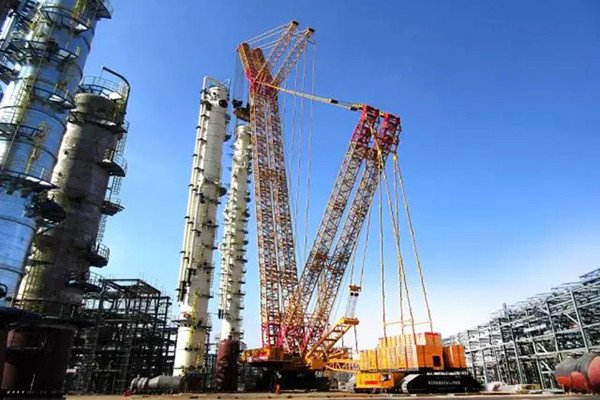 XCMG biggest crawler crane 2017.jpg