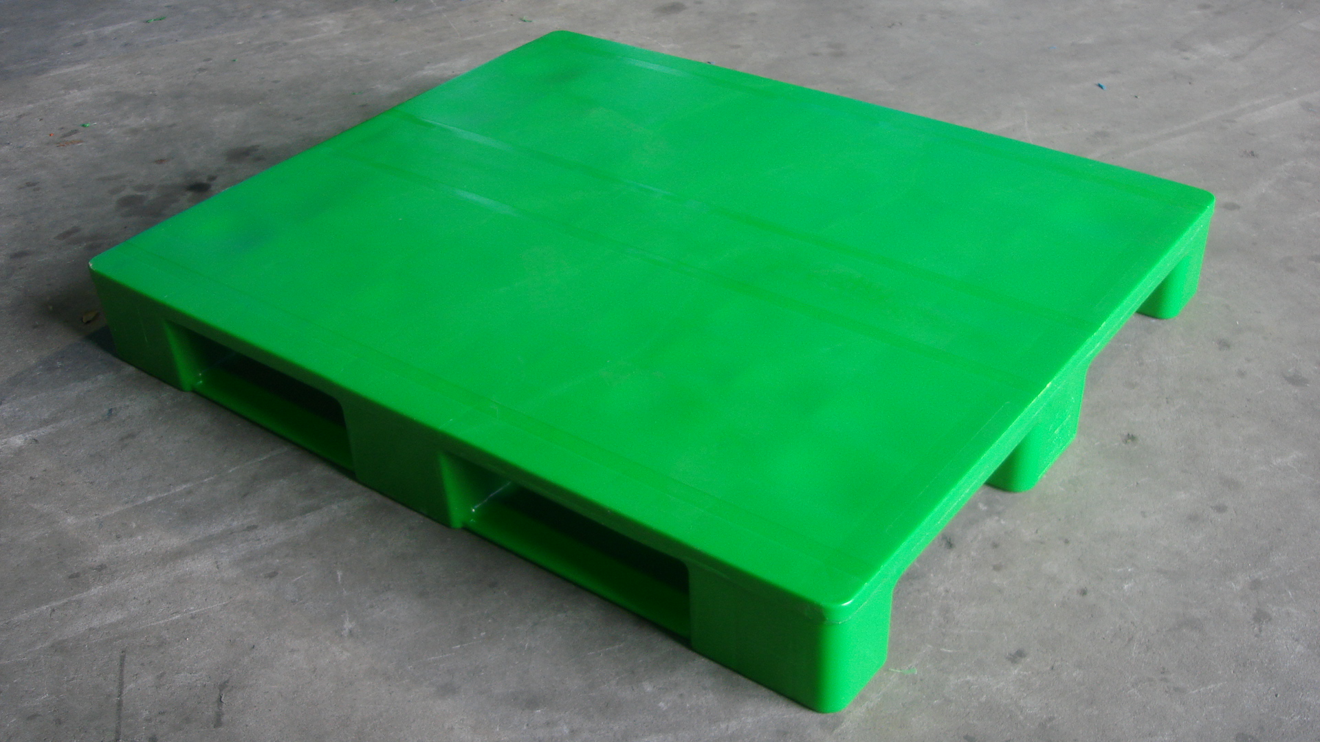 palets de plástico higiénicos verdes