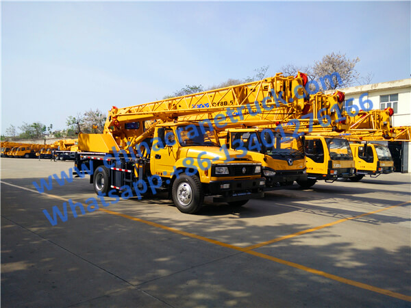 XCMG mobile crane QY8B.5 (5).jpg