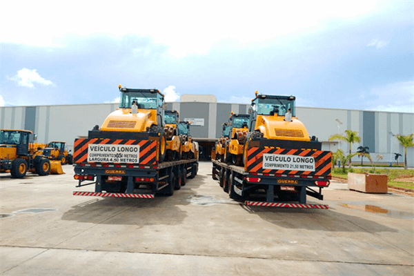 徐工巴西自营压路机批量出口玻利维亚1