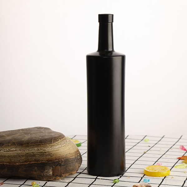 750ml Black Glass Bottle for Spirits