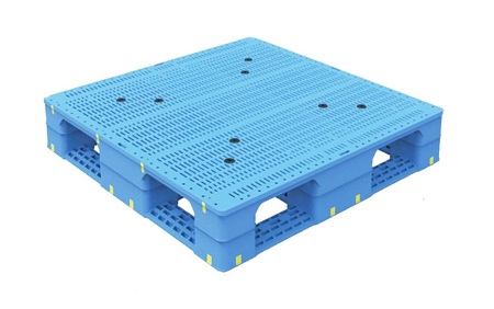 Comprensión de los materiales de las paletas de plástico: paletas de HDPE versus paletas de PP