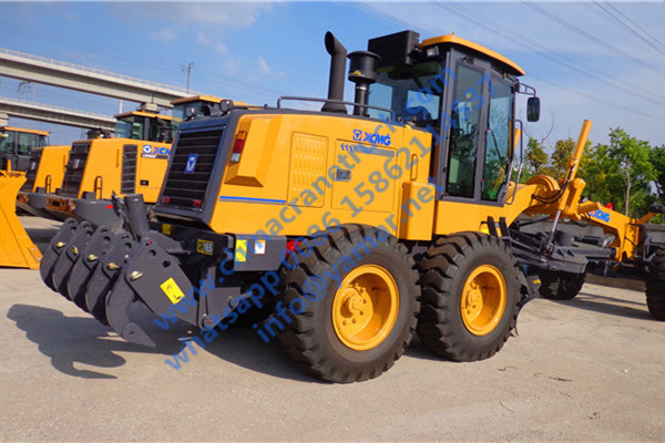 XCMG motor grader GR165