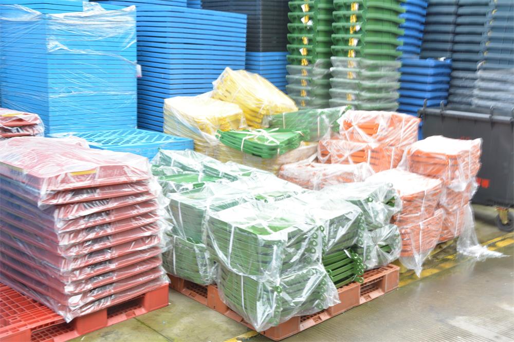 Повлияет ли индивидуальный цвет пластикового поддона на качество?