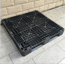 Plataformas de almacenamiento de plástico recicladas negras de 1100 x 1100