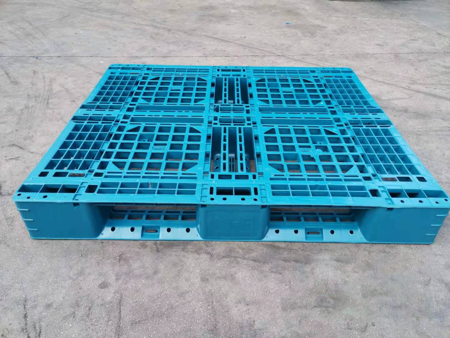 Plataformas elevadoras de plástico reciclado apilables estándar 1200 x 1000